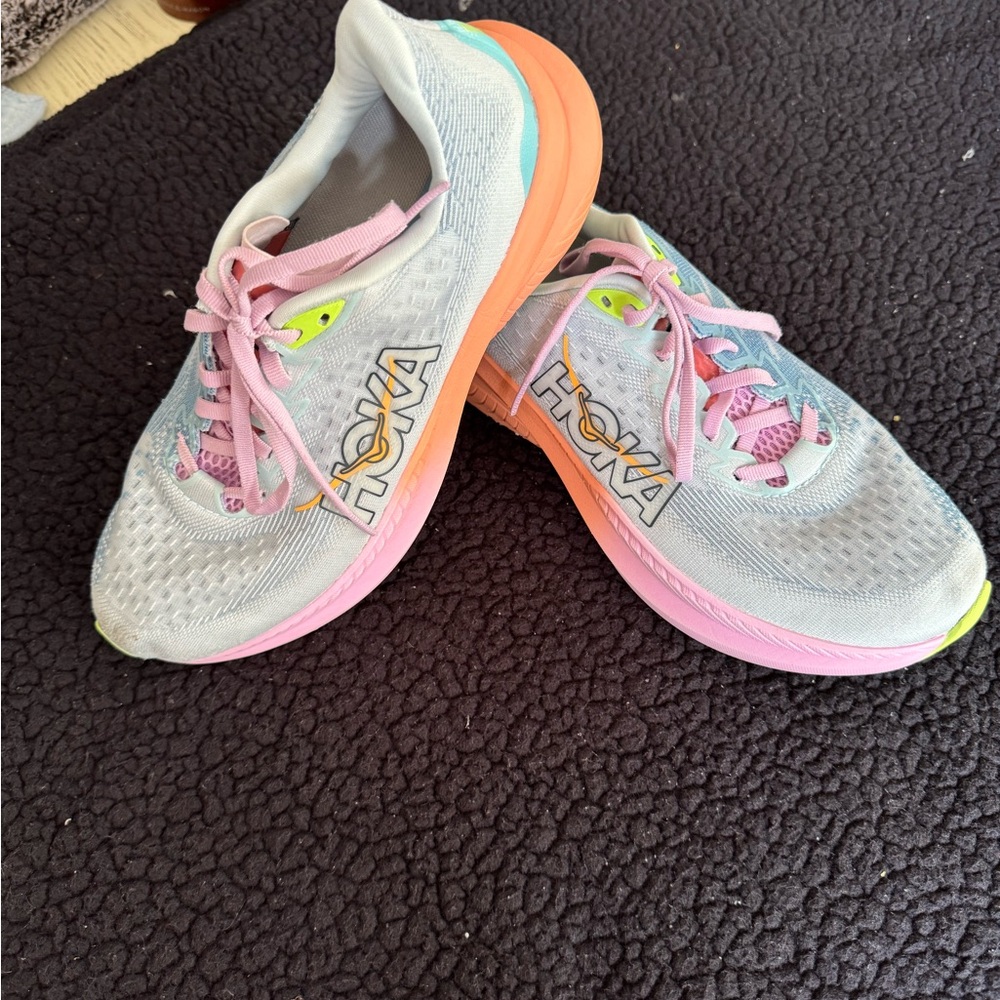 HOKA Women's Mach 6 Shoe